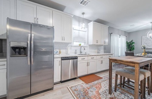 Bryan House | Glamorous Renovated Home in Historic Bryan