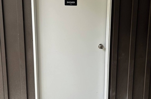 Mountain View RV Rental | Glamping tent with hot tub and AC for a relaxing getaway