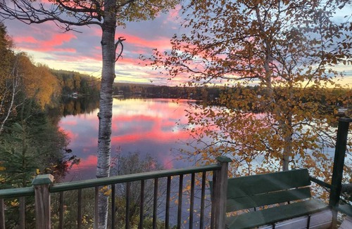 Saint Zenon Ski Chalet | Golden Hour - rustic, cozy, and peaceful cottage for nature lovers