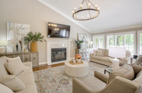 Hot Springs Village House | Golf Course View: Elegant Hot Springs Village Home