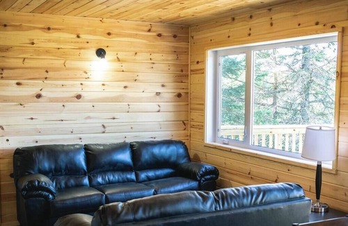 Kenora Cabin | Gopher's Hole Cabin - Lakewood Park Cabins