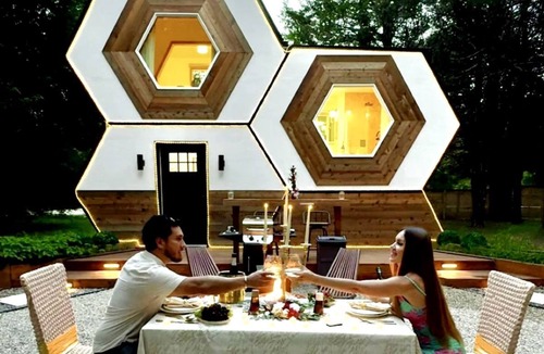 Wills Point Cabin | Gorgeous Beehive Tiny House Surrounded by Trees for a Unique Romantic Getaway near Wills Point, Texas