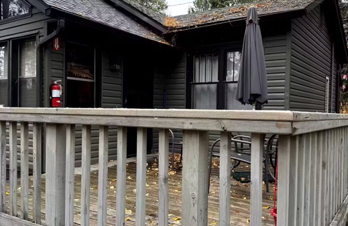 Falcon Lake Cabin | Granite Lake 2 Bedroom Cabin
