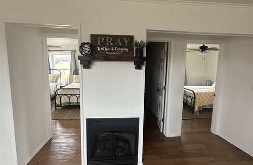 Peace Valley Other | Granny B's Cozy Home in Thomasville, MO