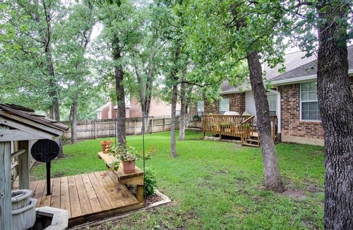Shirewood House | Great for Game Day &Graduation Celebrations. Just Minutes from A&M & Kyle Field.