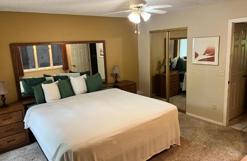Bella Vista Apartment | Greens One Vacation Home 5