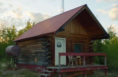 Deltana Cabin | Grizzly Grotto — Rustic Cabin with Sauna