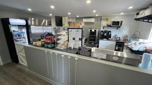 Haileybury Hotel | Haileybury Beach Motel
