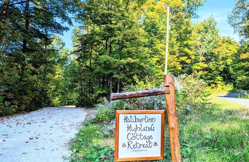 Eagle Lake Cottage | Haliburton Highlands Cottage Retreat - Your summer getaway awaits you!