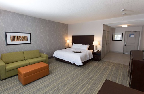 County of Vermilion River Hotel | Hampton Inn by Hilton Lloydminster