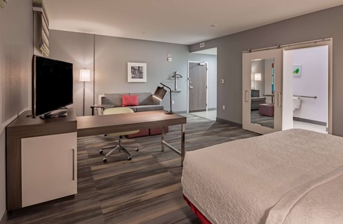 Plano Hotel | Hampton Inn & Suites Dallas/Plano Central