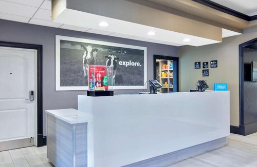 Fossil Creek Hotel | Hampton Inn & Suites Fort Worth-Fossil Creek