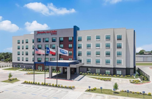 Irving Hotel | Hampton Inn & Suites Irving Hwy 183