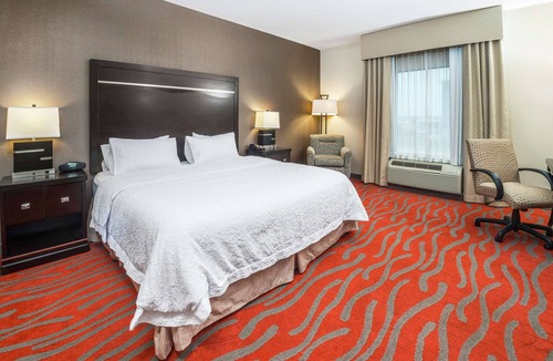 Catoosa Hotel | Hampton Inn & Suites Tulsa/Catoosa