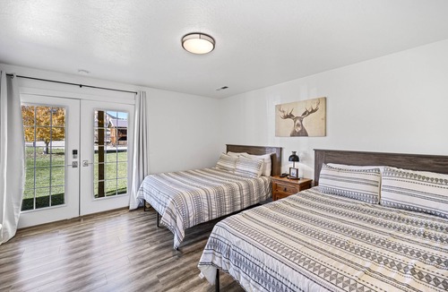 Coffeyville Bed & Breakfast | Happy Trails West
