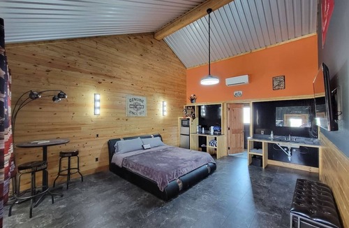 Wise County House | Harley-Davidson Cabana at Tipsy Toad Retreat