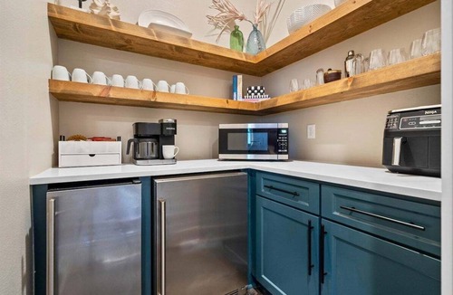 Hot Springs House | Heated Pool | Indoor Slide | Lakeside w/Dock