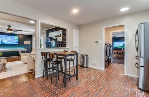Northwest Dallas House | Heated Pool, Shuffleboard, Putting Green, GM RM!