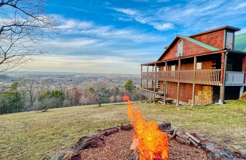 Heber Springs Cabin | Heber Springs Lake Cabin – Sleeps 12