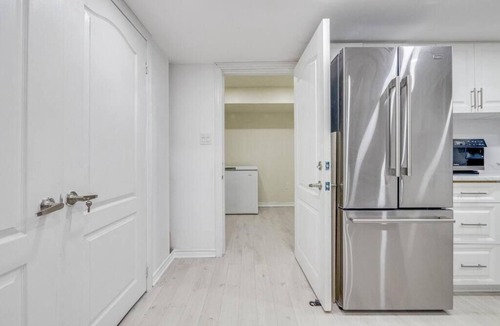 Milton Apartment | Hidden Gem: Spacious Basement
