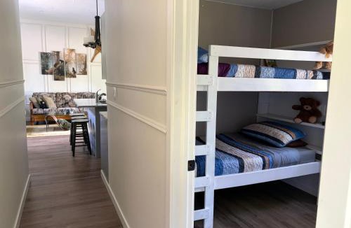 Whitewater Region House | Hidden Getaway