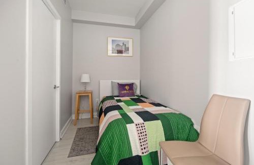 CityPlace Apartment | High Floor 1 Bedroom plus Den Condo Iceboat Terrace Downtown Toronto