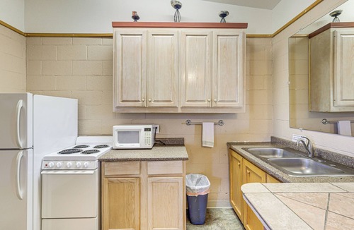 Whitney Apartment | Hike, Fish & More: Quaint Lake Whitney Retreat