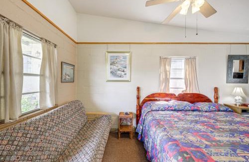 Whitney Apartment | Hike On-Site: Lake Whitney Studio Hideaway