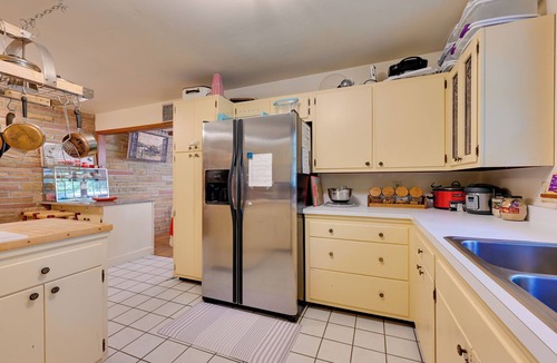 Ames Apartment | 'Hilton Coliseum Townhome' Near Jack Trice Stadium