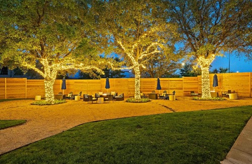 University Park Hotel | Hilton College Station & Conference Center