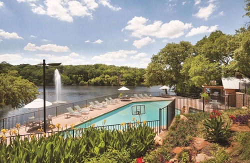 Grapevine Hotel | Hilton DFW Lakes Executive Conference Center