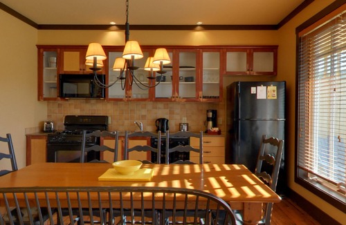 The Blue Mountains Hotel | Hilton Grand Vacations Club Blue Mountain Canada