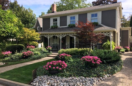 Old Town Historic District Bed & Breakfast | Historic Davy House Bed & Breakfast
