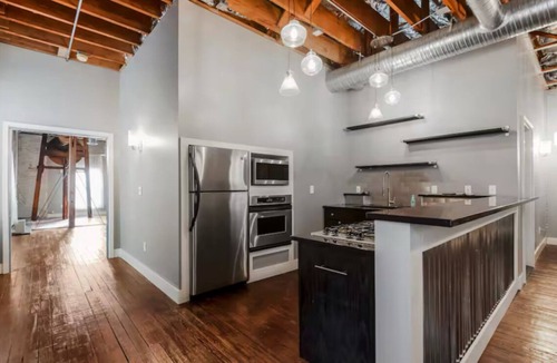 Spring Hill Apartment | Historic Luxury on Main Street in Spring Hill