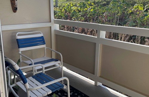 Wailua Condo | Home away from home in 1 bedroom condo with A/C and pools in central Kapaʻa