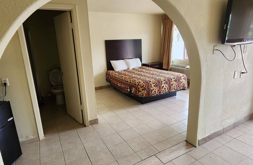 Mesquite Hotel | HomeTown Inn and Suites
