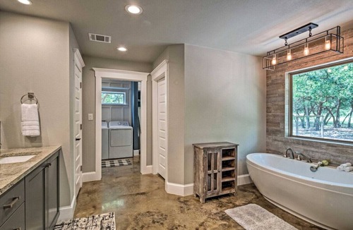 Georgetown House | Horse Friendly Ranch | 40 Acres | Extended Stays