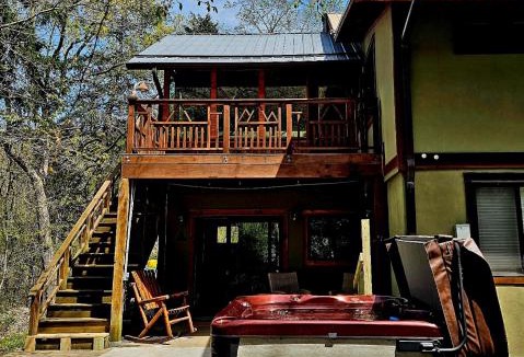 Eureka Springs House | HOT TUB 7 min to Eureka Nature Retreat