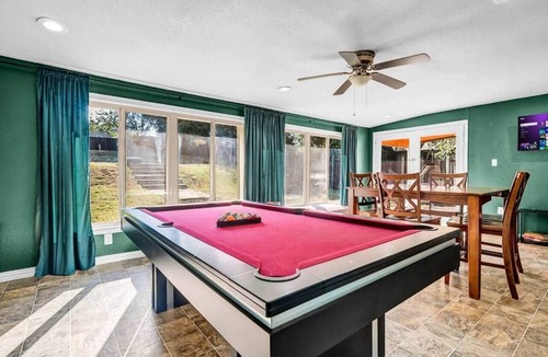 Euless House | Hot Tub Pool LUX Backyard Mountain Theme Large Living Room