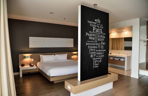 Venise-en-Quebec Hotel | Hotel du Lac Champlain, an Ascend Collection Hotel