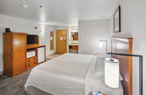 Seward Hotel | Hotel Edgewater by Aspen Hotels