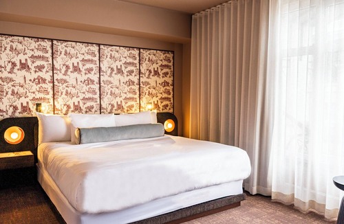 Old Montreal Hotel | Hotel Saint-Sulpice