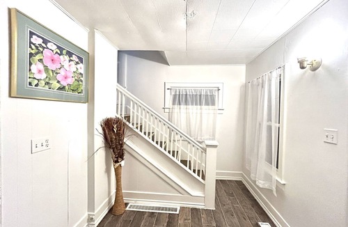 East Windsor House | Housing Albert
