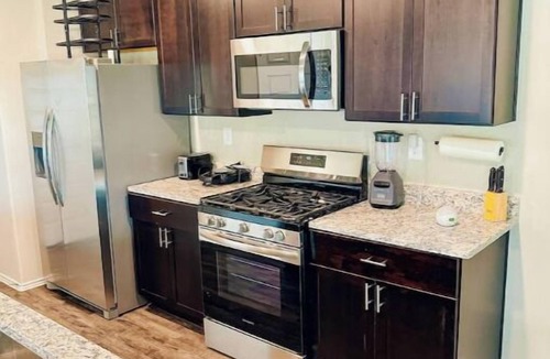 Northside House | Houston Vybez