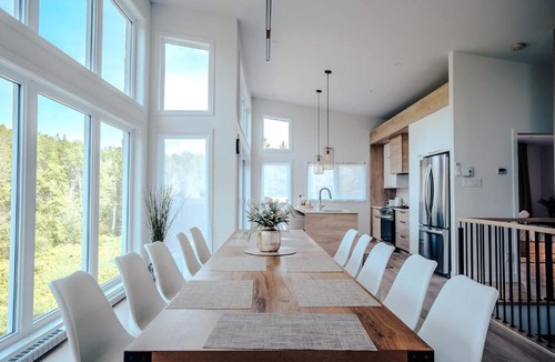 Riviere-Rouge Ski Chalet | Huge Waterfront Modern Cottage on the Rouge River
