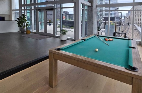 International District Apartment | Humaniti - Serviced 1-Bedroom in Montreal