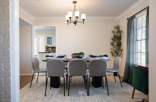 Atascocita House | Humble Escape - Heated Pool, Cabana & Game Room
