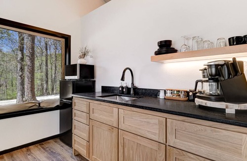 Mid America Apartment | Hunter Luxury Glamping Tent Suite at Starlight Haven Resort