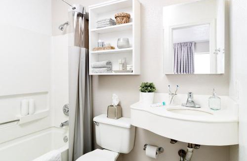 Carrollton Hotel | InTown Suites Extended Stay Carrollton TX – West Trinity Mills