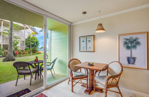 Wailua Apartment | Islander on the Beach 160 Direct Oceanfront Studio